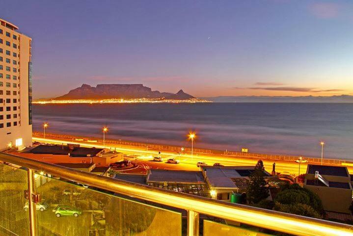 Infinity Oceanview 303A Lägenhet Bloubergstrand Exteriör bild